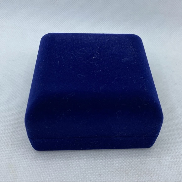 Allure Silver Plate Heart Necklace and Earring Set CZ - Picture 2 of 5